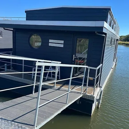 Hotel na wodzie Hausboot Fritz Im Wangermeer