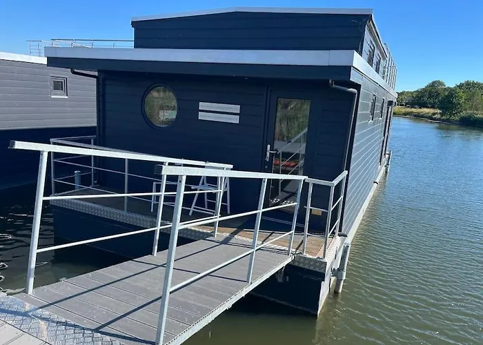 Úszó hotel Hausboot Fritz Im Wangermeer