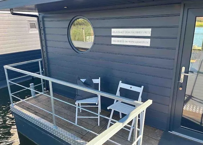 Hausboot Fritz Im Wangermeer Úszó hotel